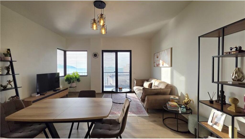 Super Apartament 2+1 ne shitje ne Uje te Ftohte