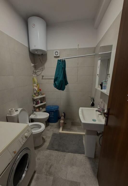 Jepet Shtepi private me qera afer 3D,Selite.