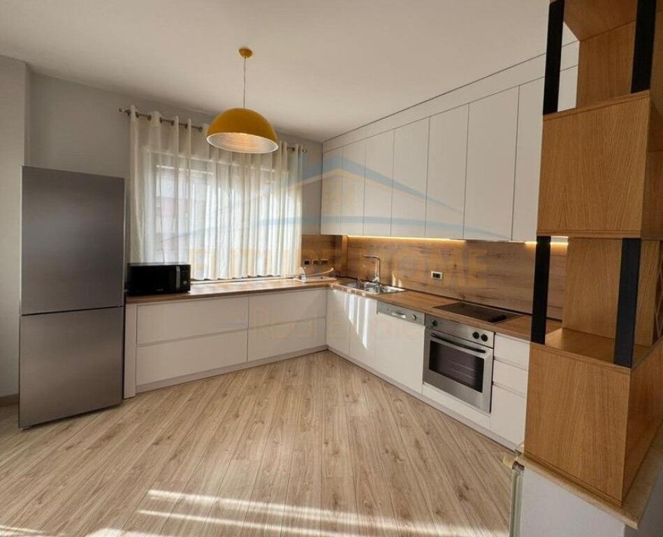 Rent, Apartment 3+1+3+ PARKING SPACE, Artificial Lake, Tirana. 