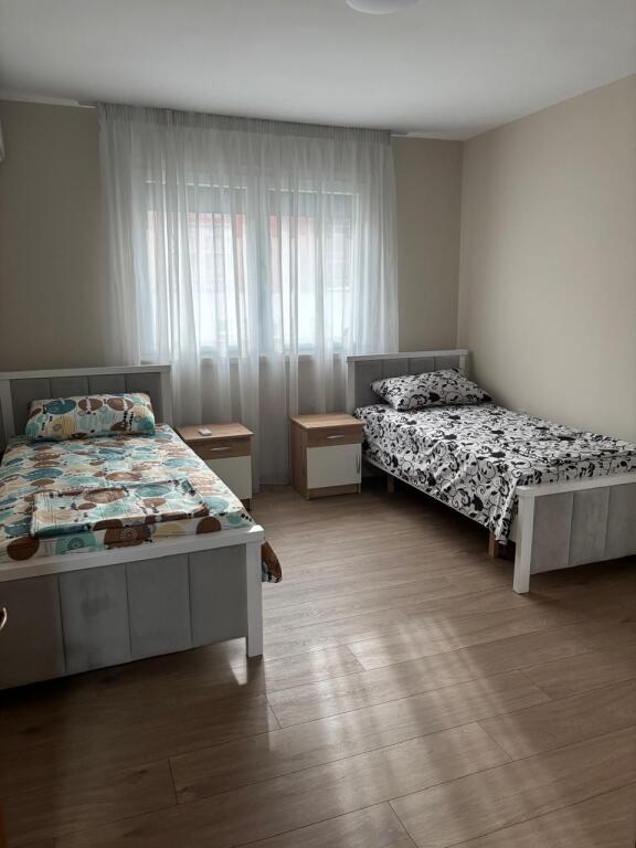 Apartament 2+1 me Qera - Rruga e Elbasanit (Osman Myderizi)
