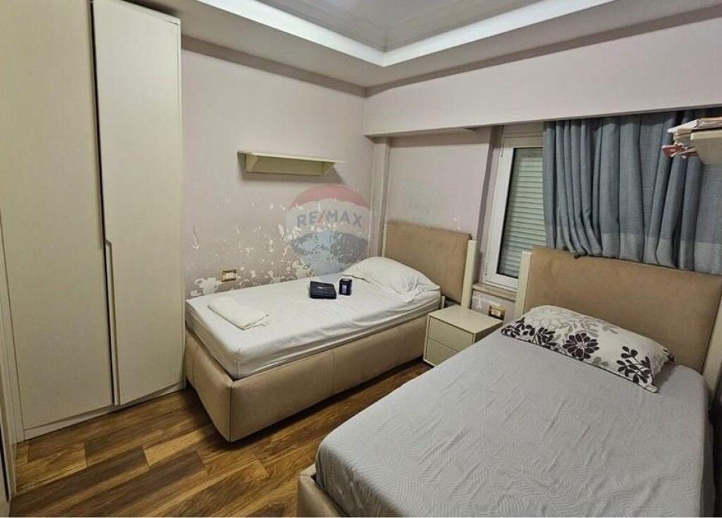 Apartment - For Sale - 9 Floors, Tirana ID: 530571009-44