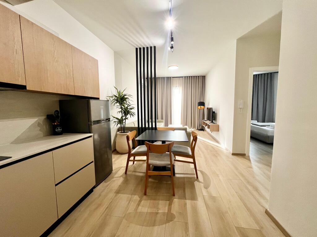 Apartament në shitje Lungomare Vlorë