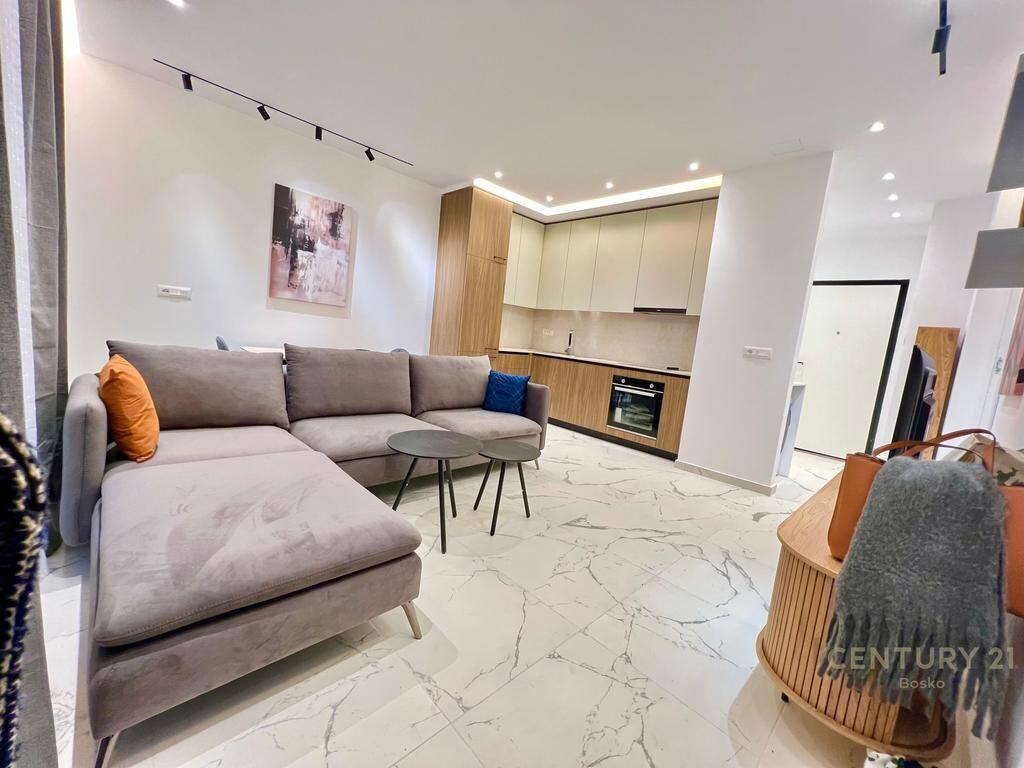 Zogu i Zi, apartament 1+1 per qira