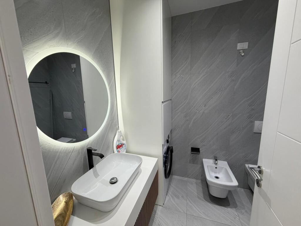 Apartament për qera 1+1–  Lake View Residence