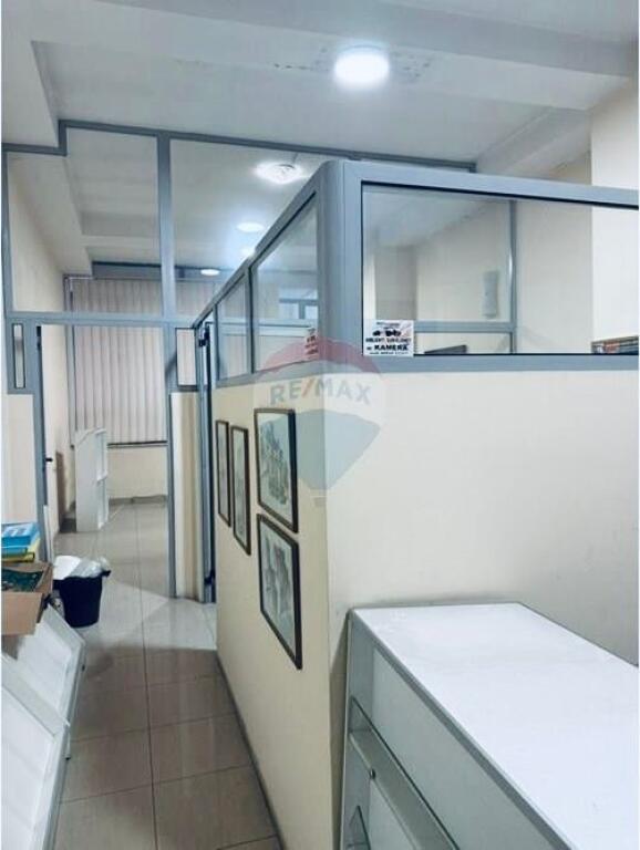 Office for rent, former exhibition