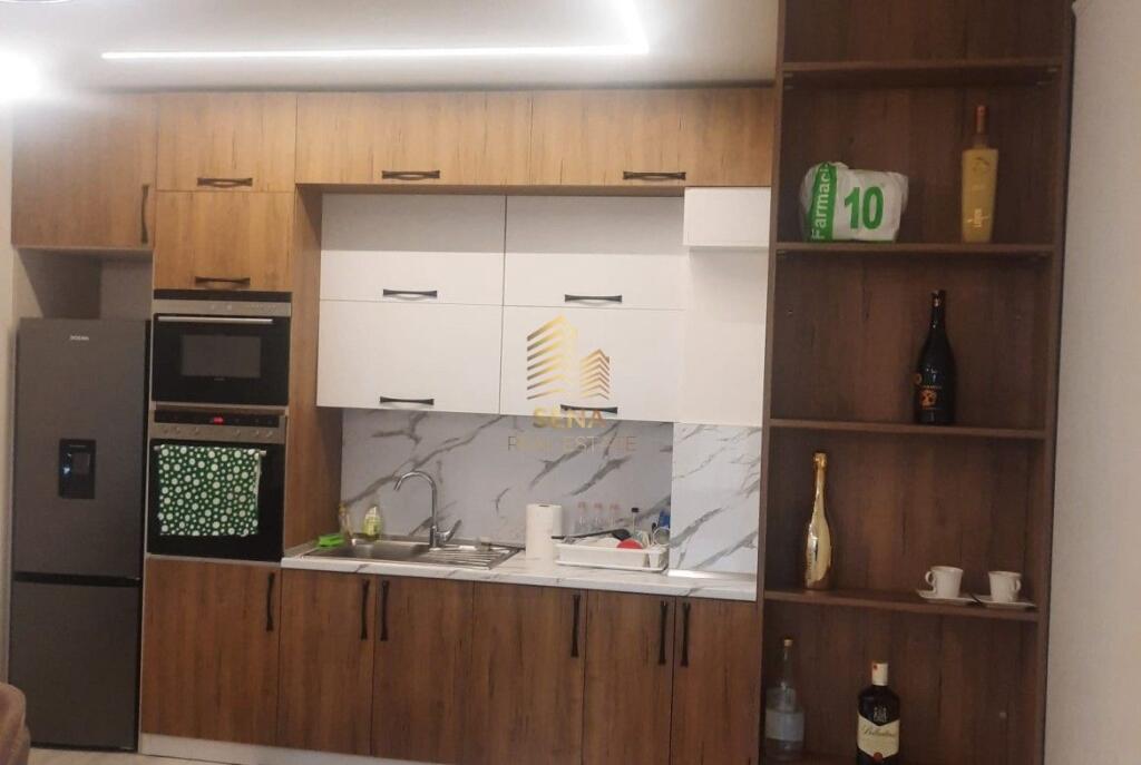 Qira, Apartament 2+1+2wc+2blk, Kompleksi Arlis, 75,000 Lek