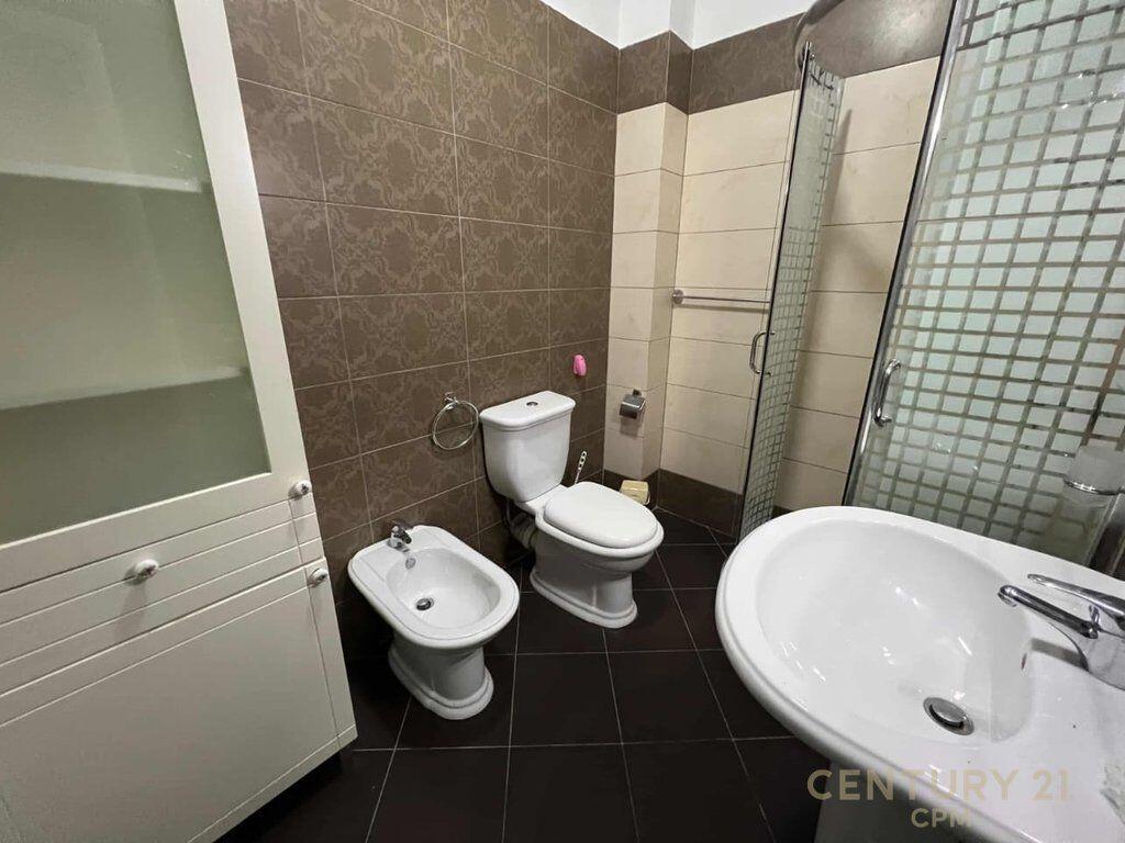 Apartament 2+1+2 me qira te Kodra e Diellit 1