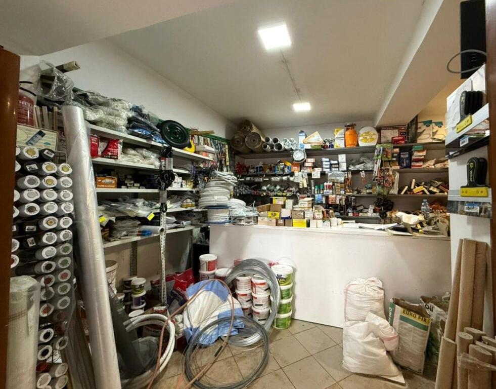 QERA, AMBIENT BIZNESI, KINOSTUDIO, TIRANE ID: 530581013-1