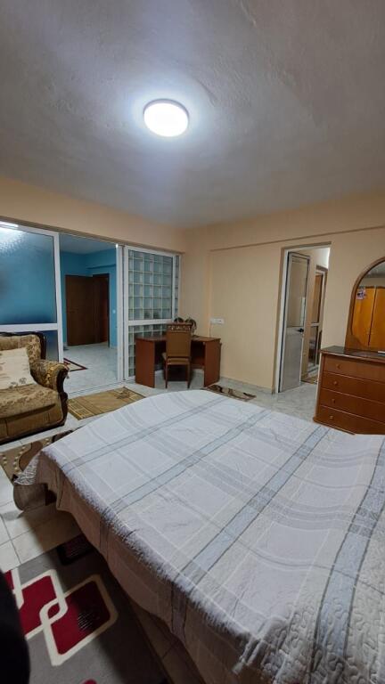 🏡 APPARTAMENTO 3+1 IN AFFITTO – VICINO ALL'UNIVERSITÀ “ZOJA E KËSHILLIT TË MIRË”