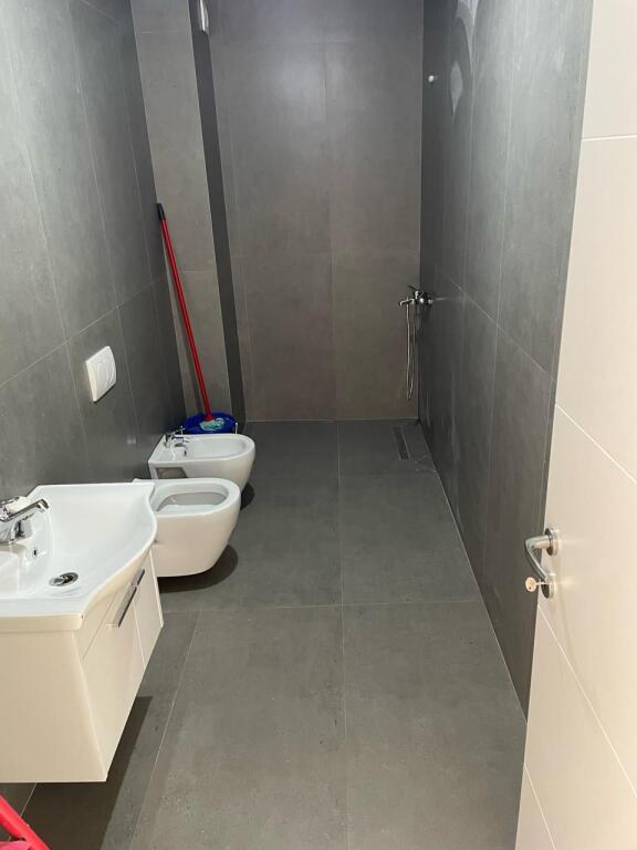 1+1 for sale, EMERALD CENTER