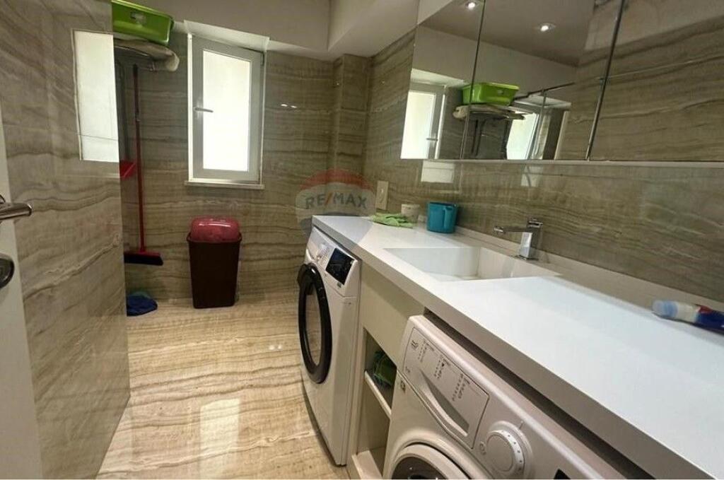 Apartment - For Sale - 9 Floors, Tirana ID: 530571009-44