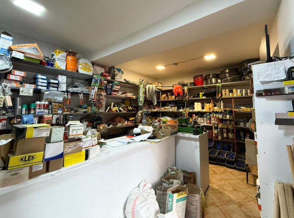 QERA, AMBIENT BIZNESI, KINOSTUDIO, TIRANE ID: 530581013-1