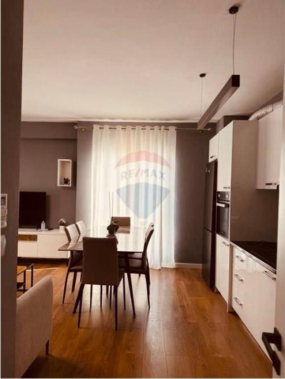 Jepet apartament me qera 2+1