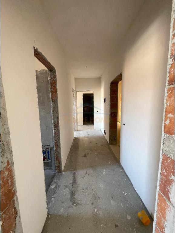 For sale, Apartment 2+1+2, Green Residence Kamez, Tirana.