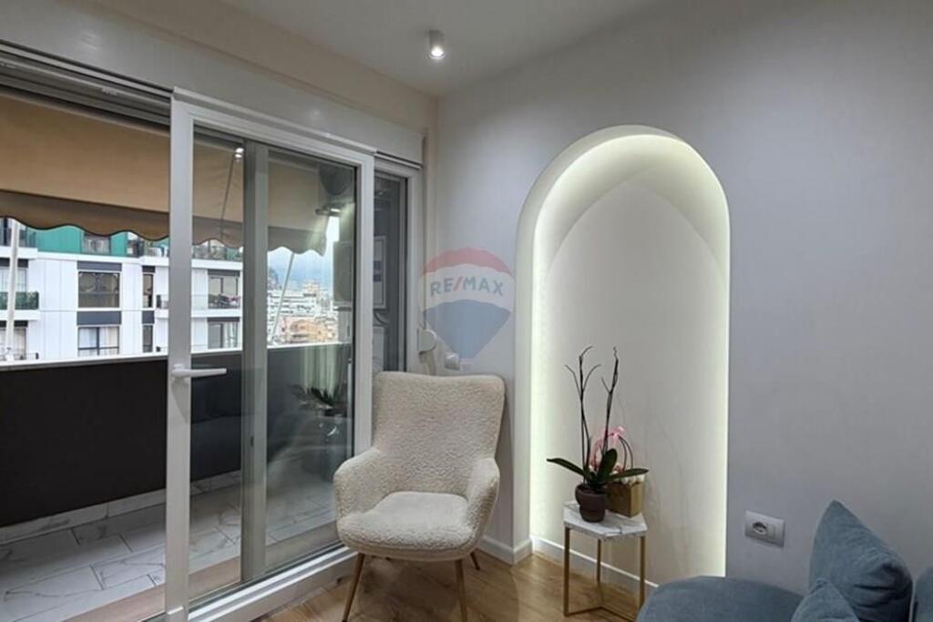 Super apartment, 4 work environments