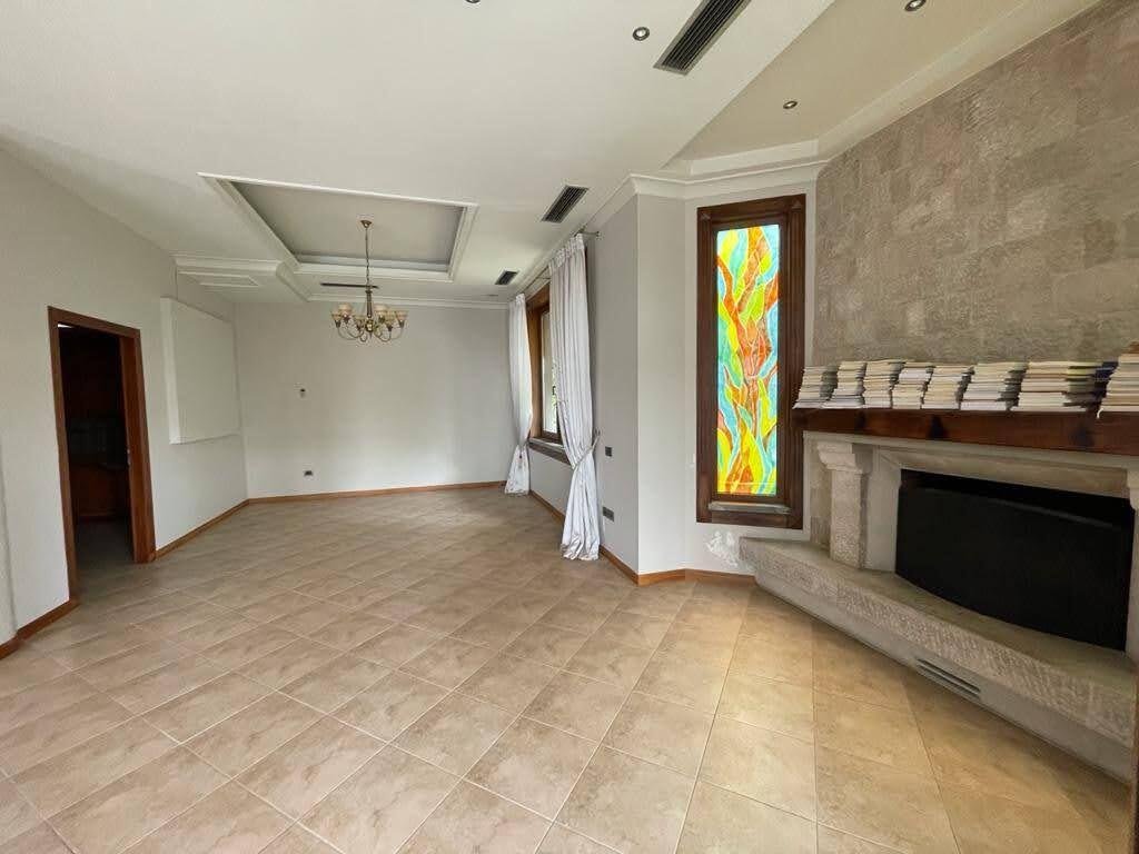 🏠 Luxury Villa for Sale