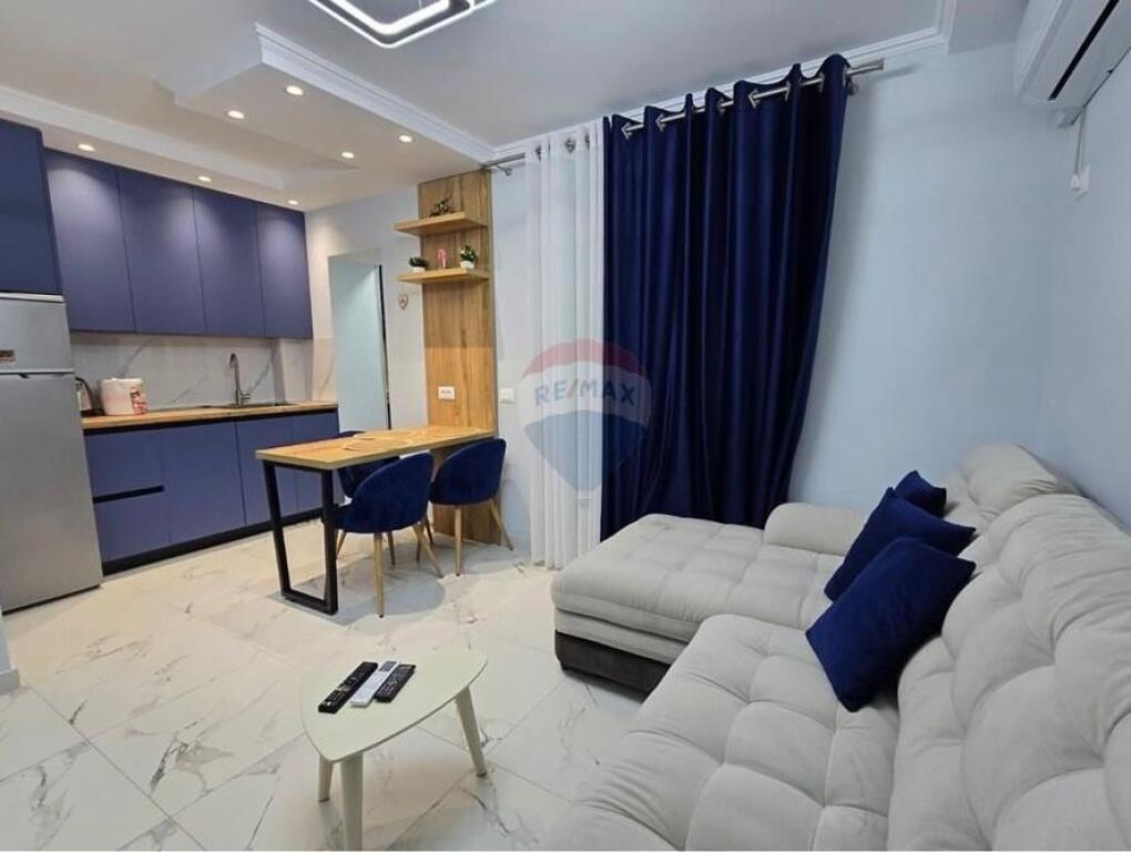 1+1 me qira tek Rruga e Elbasanit