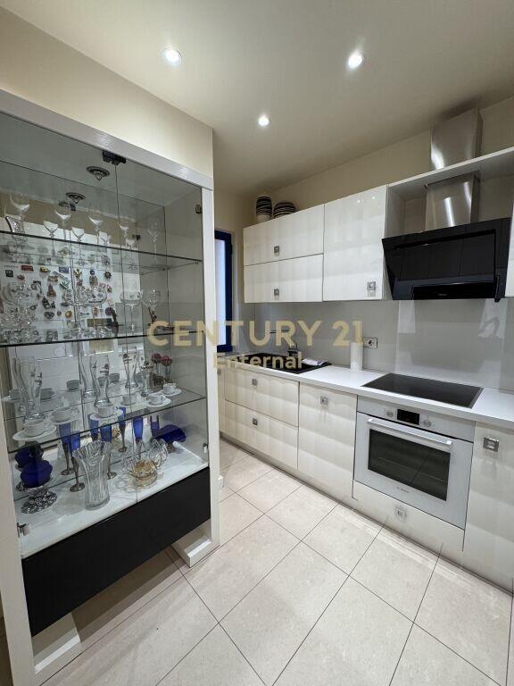 Appartamento 3+1+2 + Posto Auto in affitto in Via Kosovareve