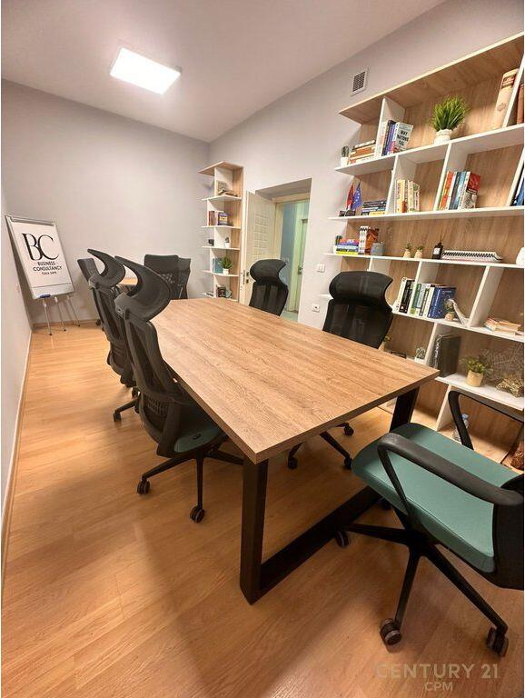 UFFICIO IN AFFITTO 1+1 VICINO AI PALAZZI AGIMI