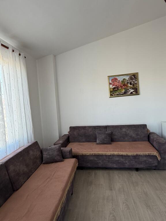 🏡 Shiten 4 super apartamente në zonën e Malit të Robit 🌊