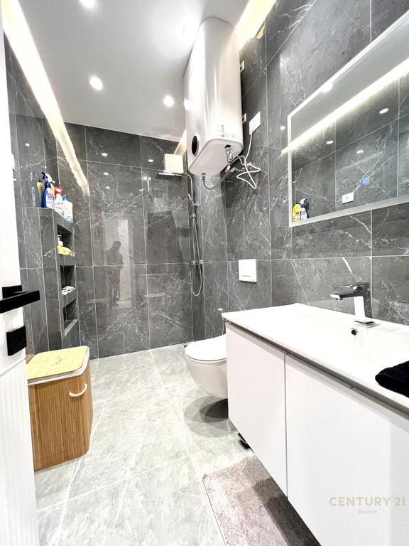 Zogu i Zi, apartament 1+1 per qira