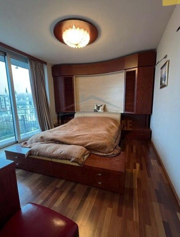 Affitto, Appartamento 3+1+2, Vicino al Centro, Tirana