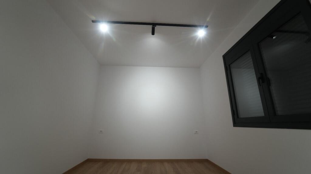 Jepet me Qera Ambjent Biznesi lagja 2 ne Durres