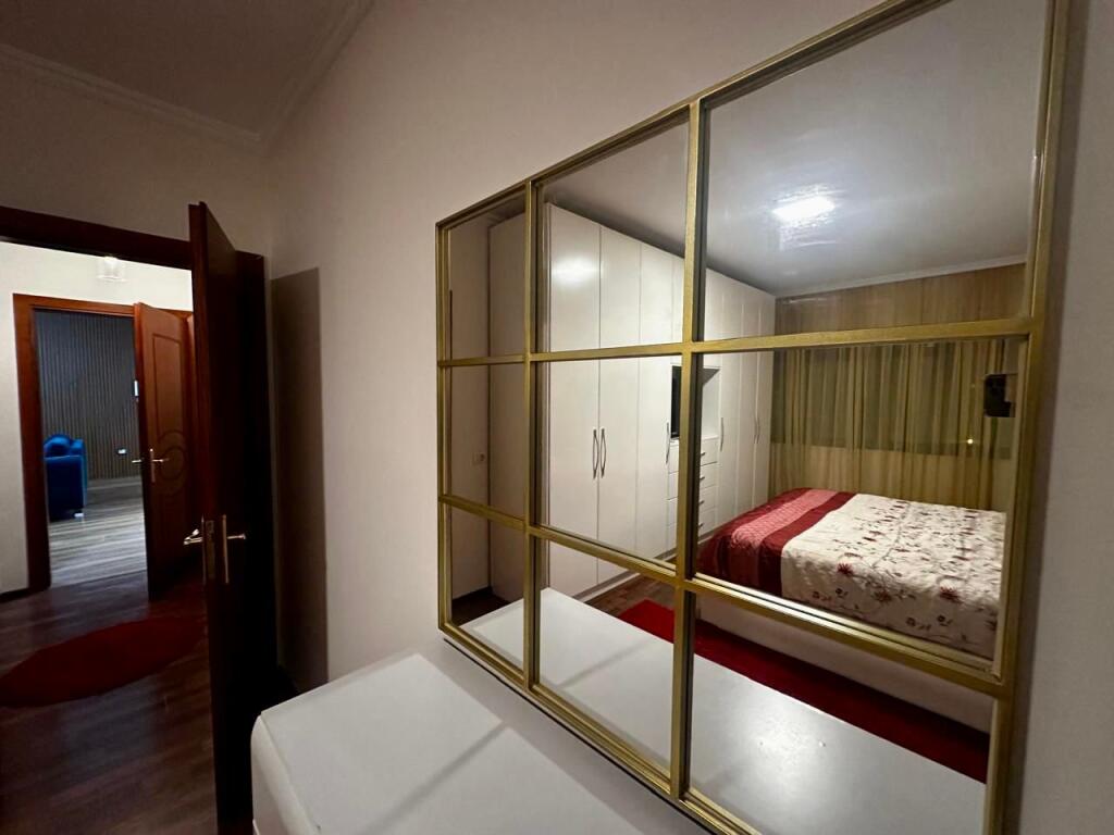 📣 QERA Apartament 2+1 📍 Rruga e "Kavajes", Prane Kishes Katolike ✨