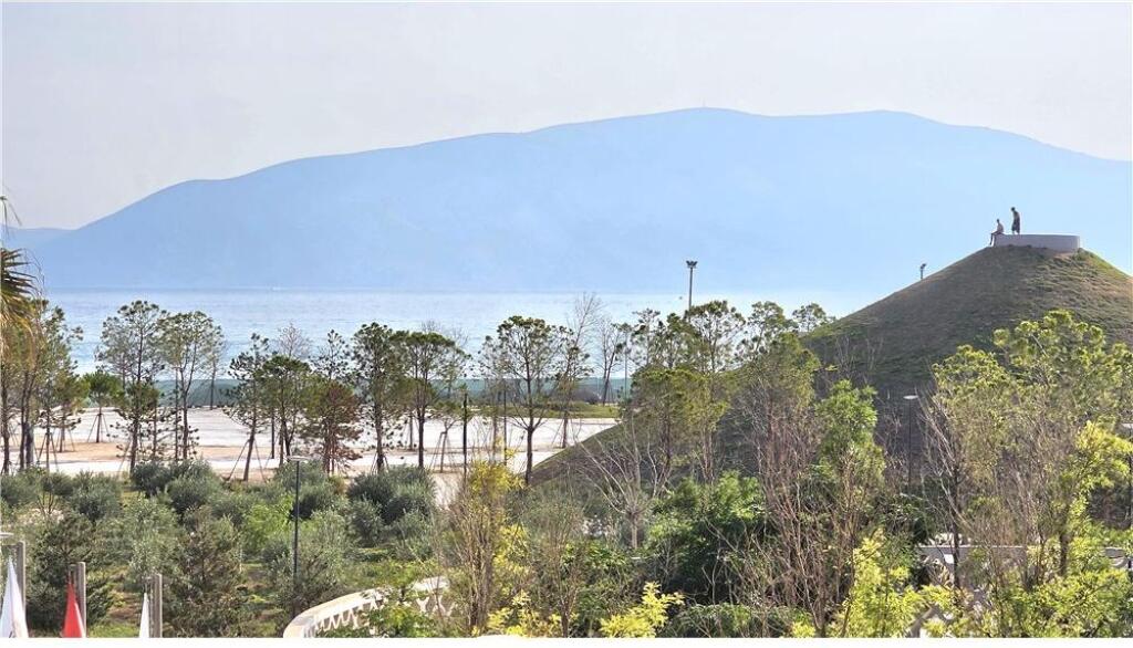 Opportunity Apartment 2+1+2 for sale in Lungomare