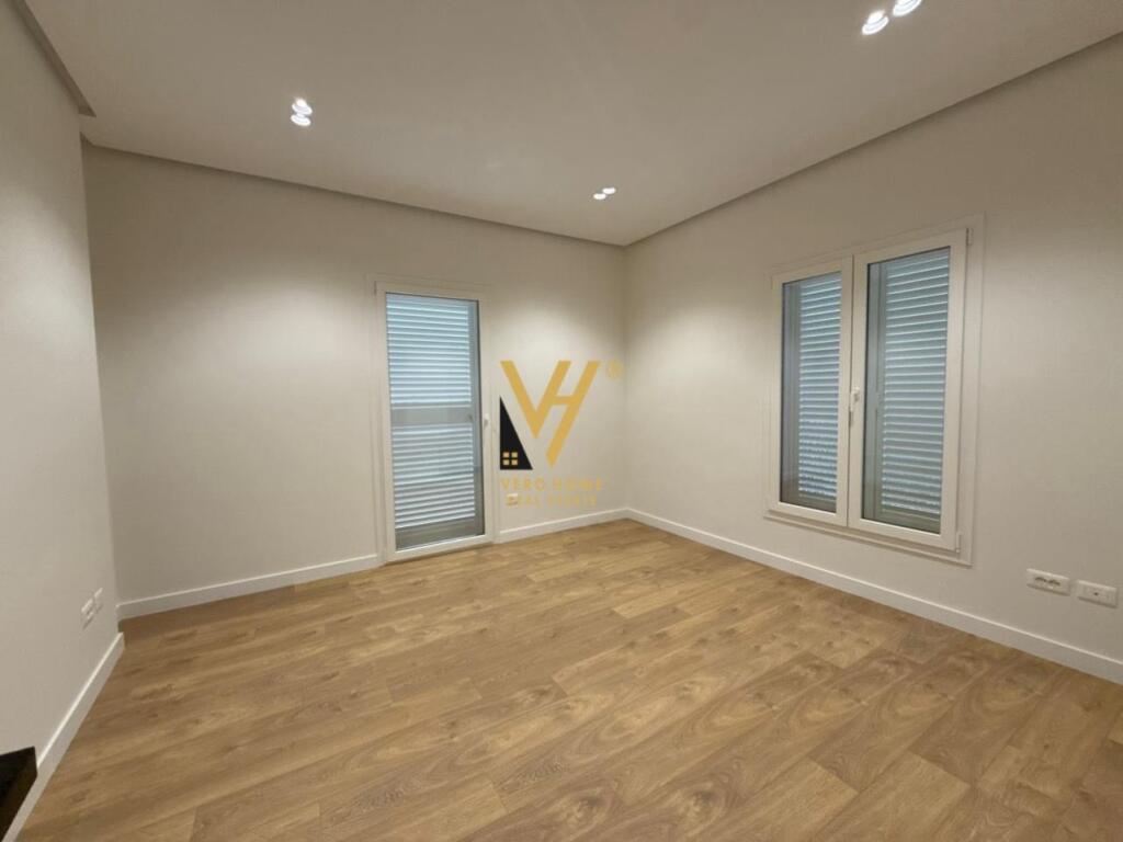 BUSINESS BUILDING FOR RENT ON ELBASAN STREET 9,000 EURO