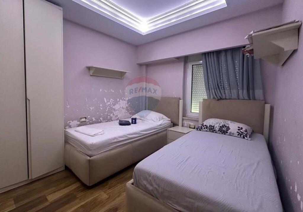 Apartment - For Sale - 9 Floors, Tirana ID: 530571009-44