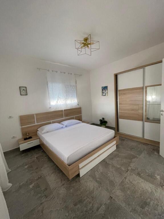 Jepet me qira shtëpi private – Lagjja e Re, Durrës