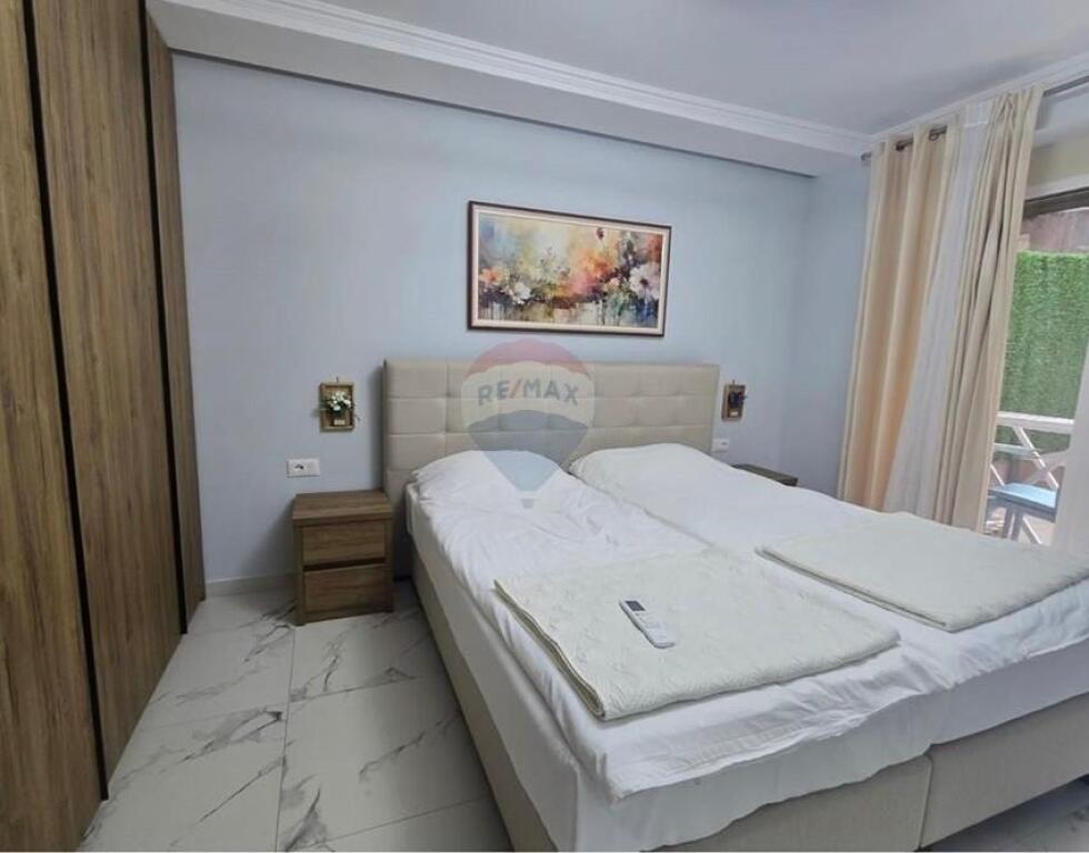 1+1 me qira tek Rruga e Elbasanit