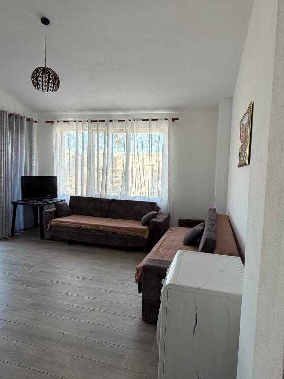 🏡 Shiten 4 super apartamente në zonën e Malit të Robit 🌊