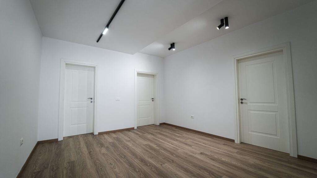 Jepet me Qera Ambjent Biznesi lagja 2 ne Durres