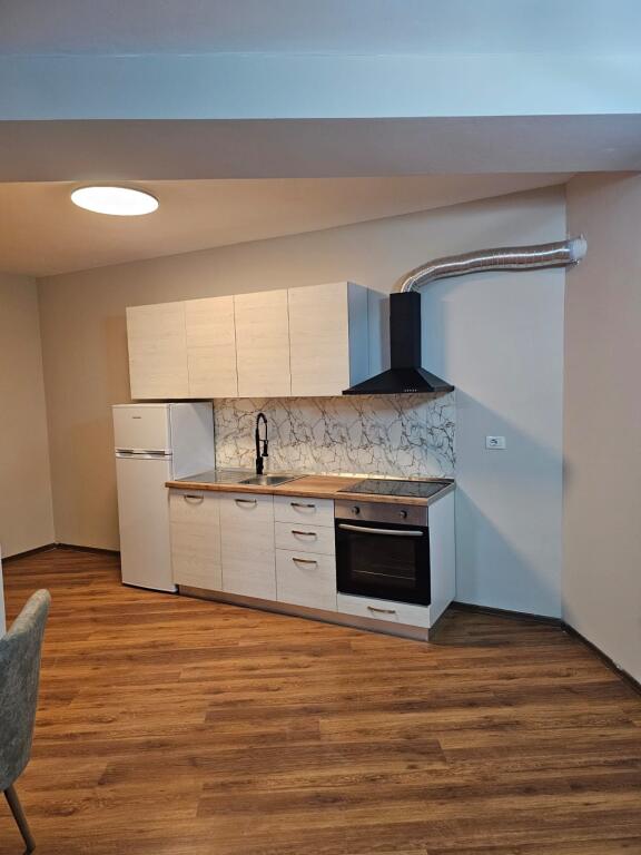 Prima volta in affitto: 1+1 ( 📍Turdiu - Campo Aviazione  | piano: 6 appena investito  | *50,000Leke/mese* tutto nuovo, ideale per coppia