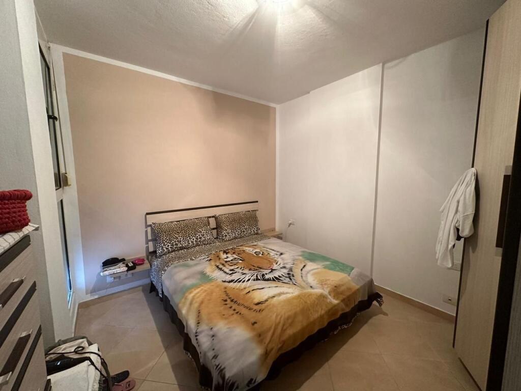 Jepet apartament me qera 1+1