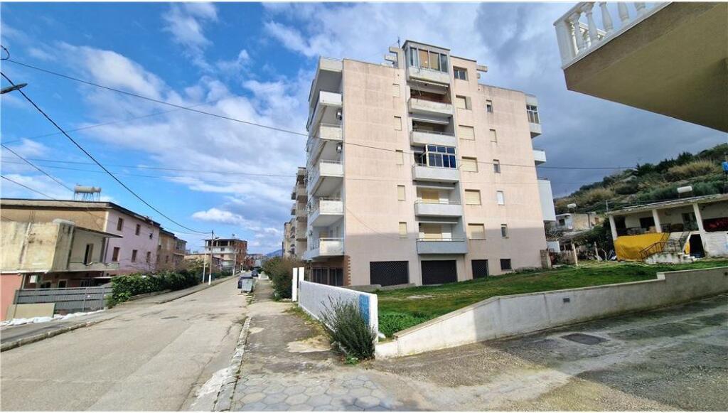 Opportunity Apartment 1+1 for sale in Orikum