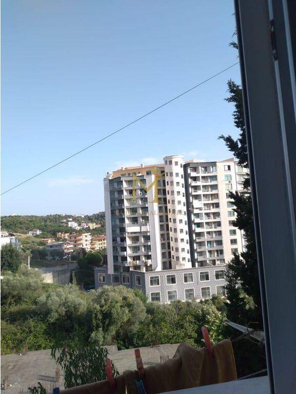 Shitet garsoniere - Durres, Shkembi i Kavajes.