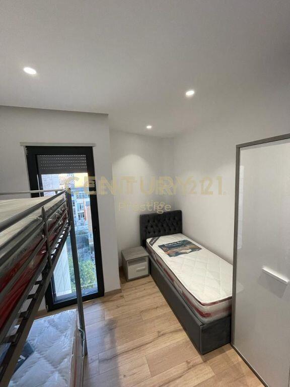 Apartament Premium 2+1+2 me Qira – Rruga e Elbasanit, Tiranë