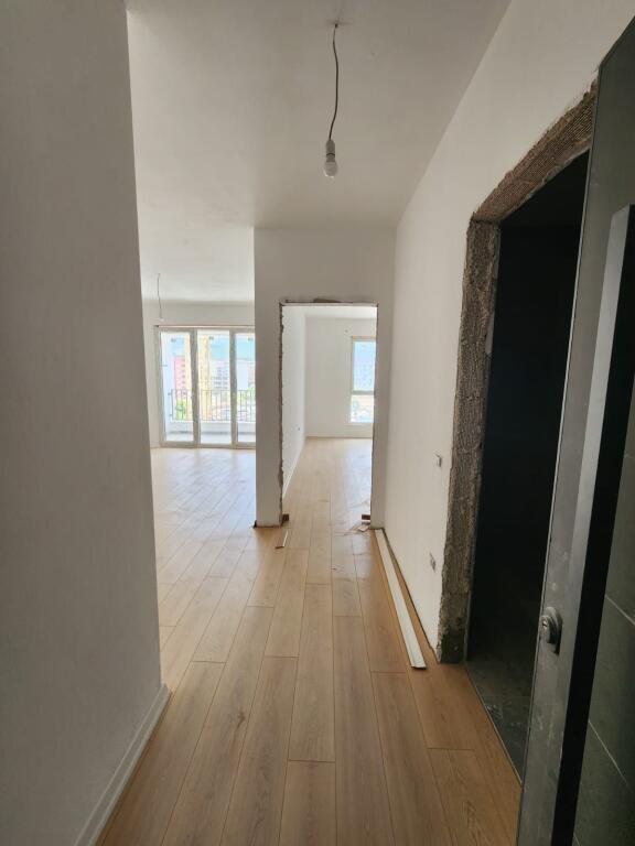 Vendesi in vendita 1+1 a 5maji