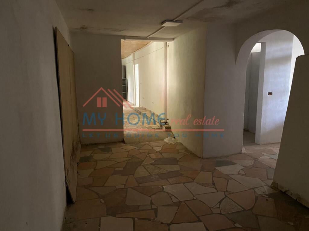 Magazzino in affitto via Siri Kodra Tirane