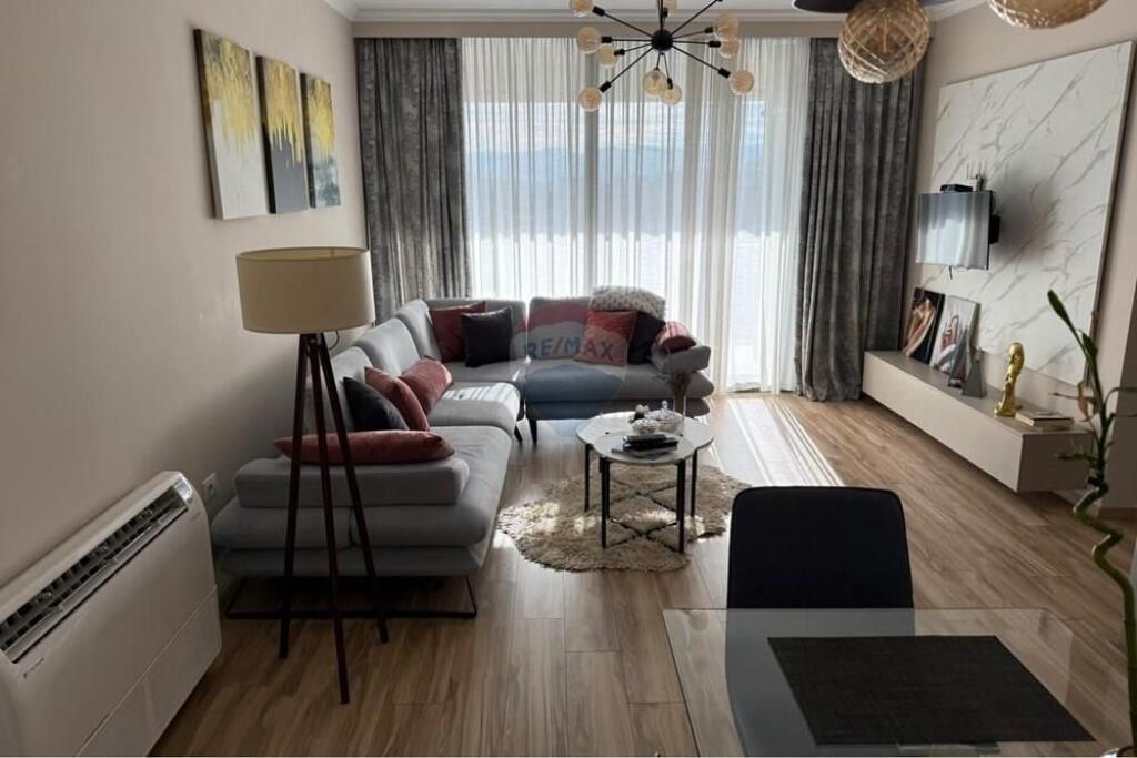 Apartament me qira tek Fiori di Bosko