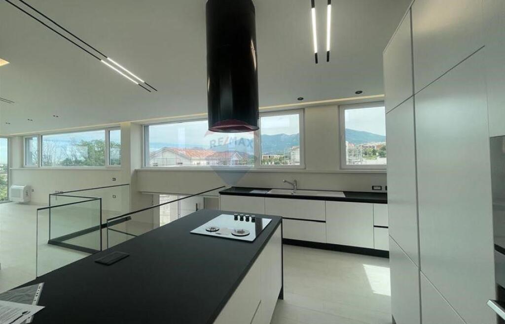 Villa for Rent - Long Hill Residence