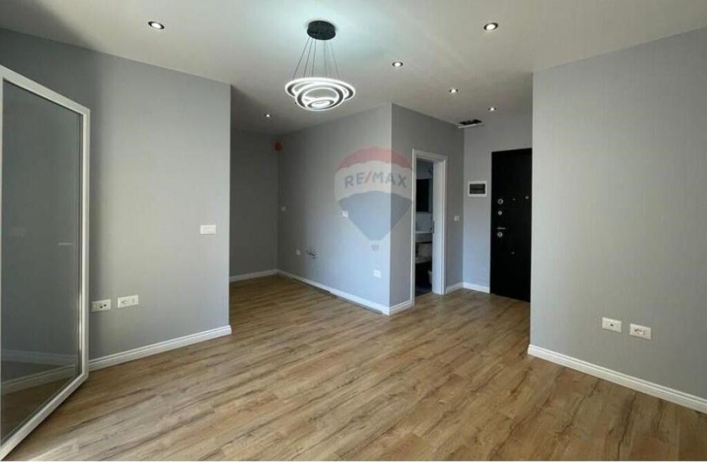 Apartment - For Sale - 5 Maji Street, Tirana(ID: 530181098-65)