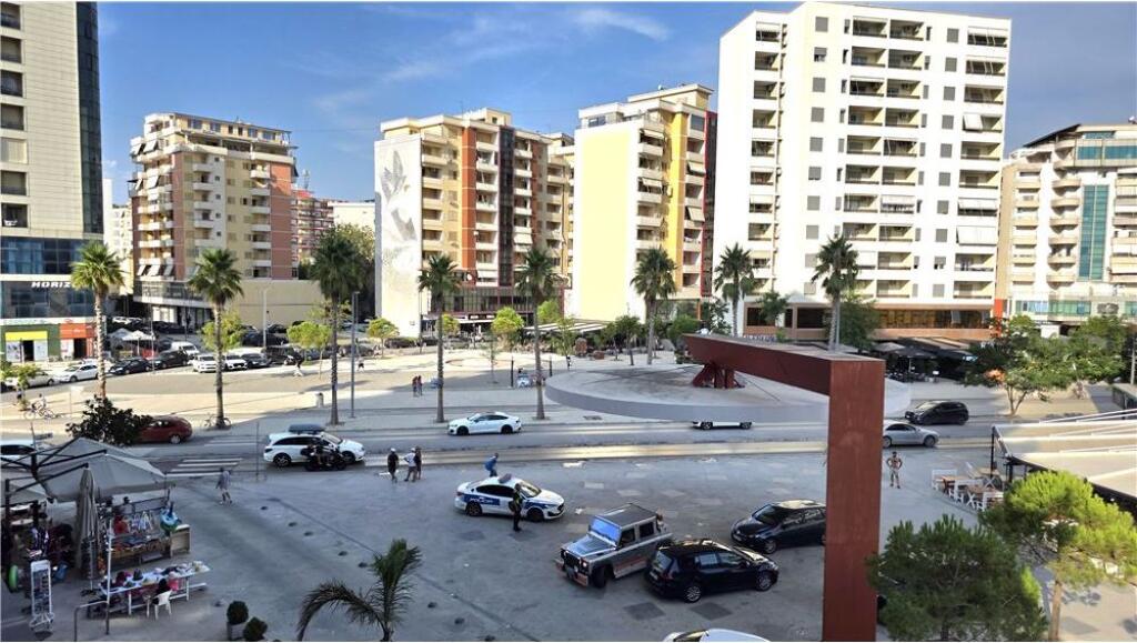 Opportunity Apartment 2+1+2 for sale in Lungomare