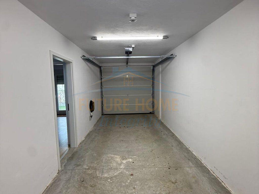 Vilë 3-Katëshe+2 Poste parkimi, ne shitje tek ABA Residence!