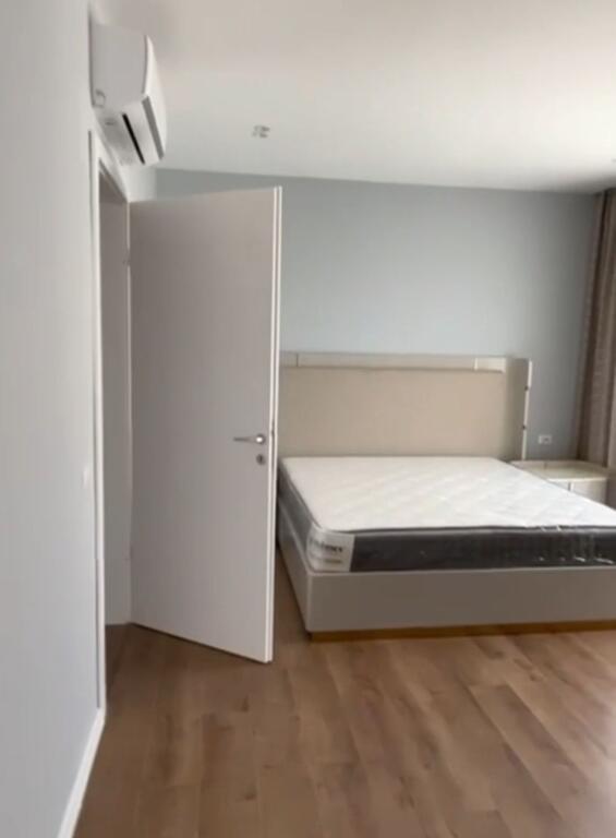 For rent apartment 2+1+2+ parking, Dry Lake