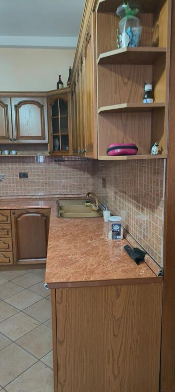 💥JEPET ME QIRA  1+1 ,KATI DYTE TE NJE VILE 3 KATESHE NE QYTET STUDENTI TITANE 🔥👇