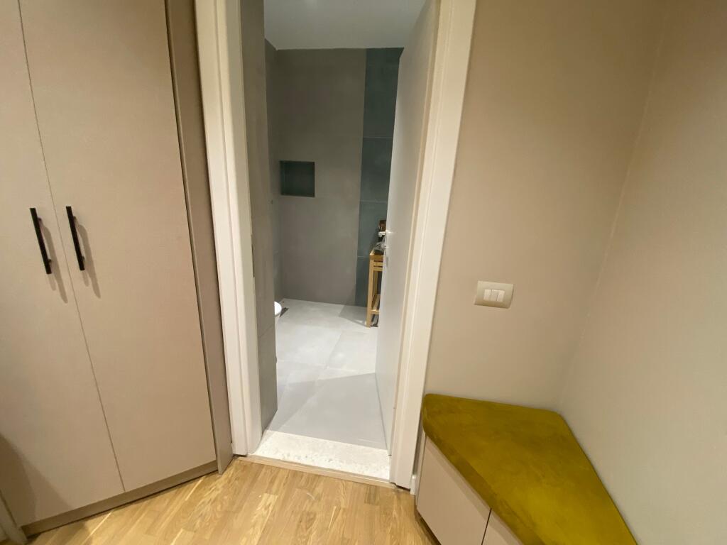 1+1,furnished for the first time,900 euros,botanical garden at pavaroti